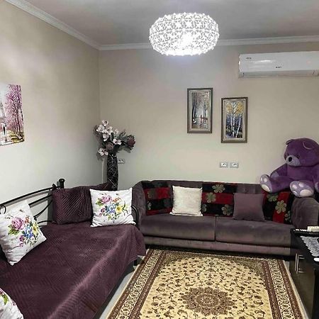 Warm Apartment In The Center Of Tirana City Eksteriør bilde